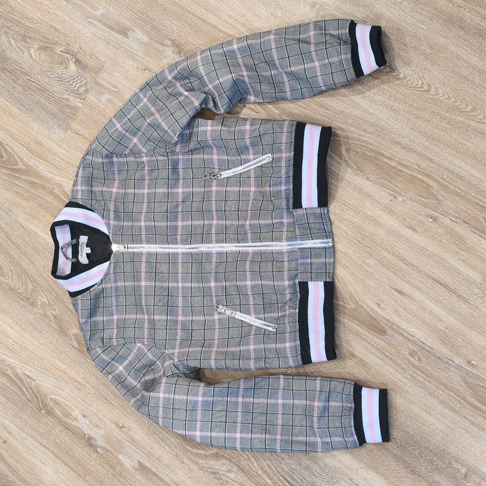 🩷⭐🩶 Charlotte Russe Plaid Women's Jacket - Gray and Pink size Medium 🩷⭐🩶